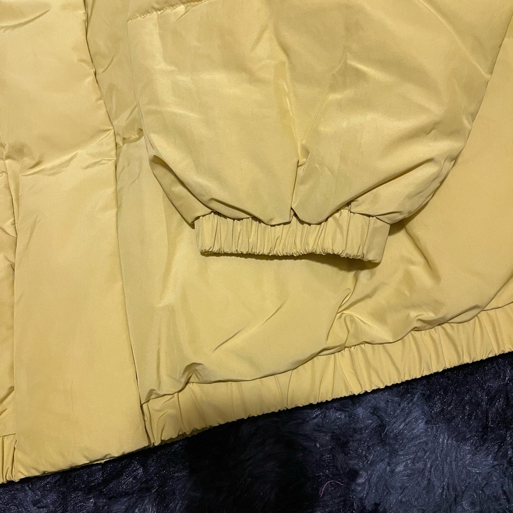 Daily Ritual Women's Bright Yellow Puffer Jacket - Picture 10 of 10